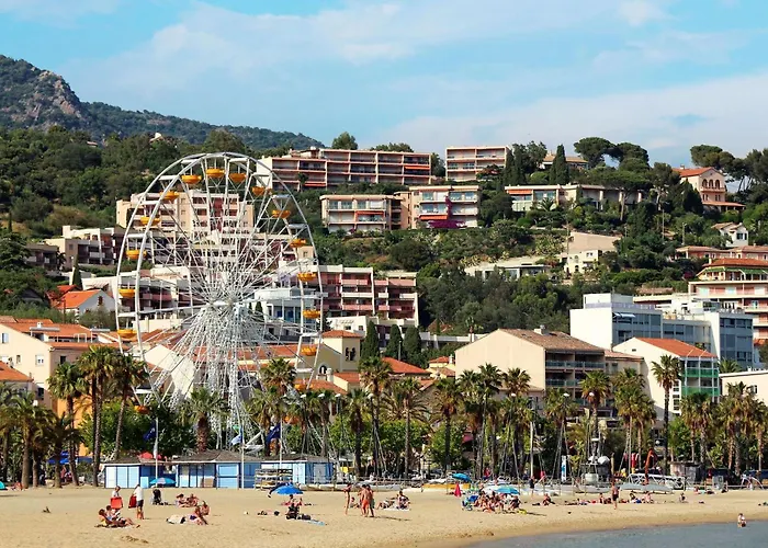 Select'sohome - Renove En Centre-ville Pour 6 Personnes !- Marina-5 Apartment Le Lavandou